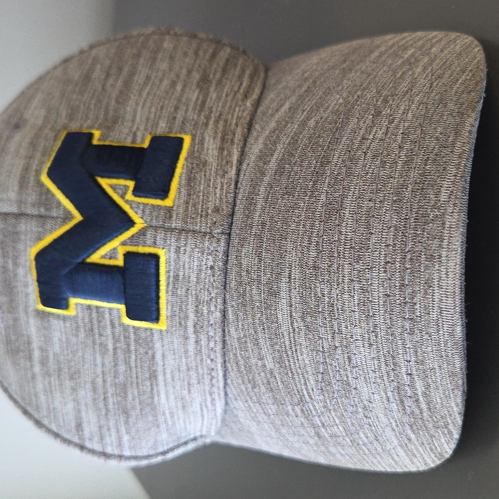 Licenced NCAA University Of  Michigan Football Cap